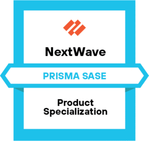 Abzeichen mit Palo Alto Networks Logo und der Aufschrift ‘NextWave Prisma SASE Product Specialization’ in weissem Feld mit blauem Rahmen